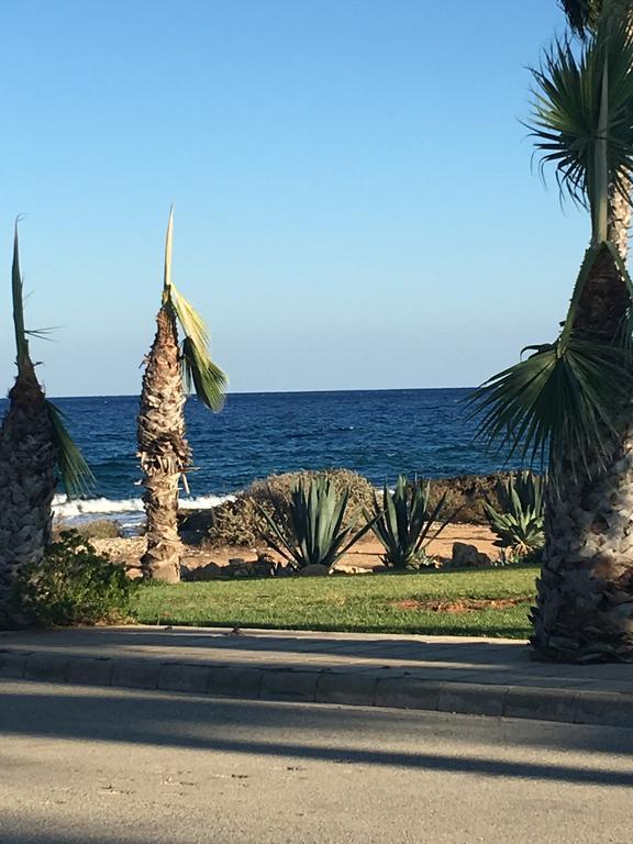 Riverland Beach Villa Протарас Экстерьер фото